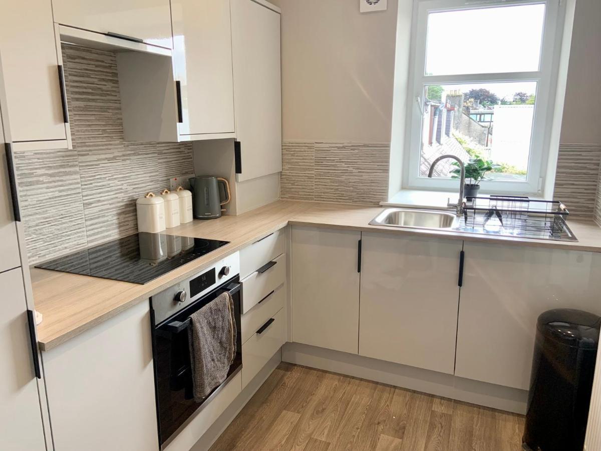 Stunning Apartment In Каландър Екстериор снимка