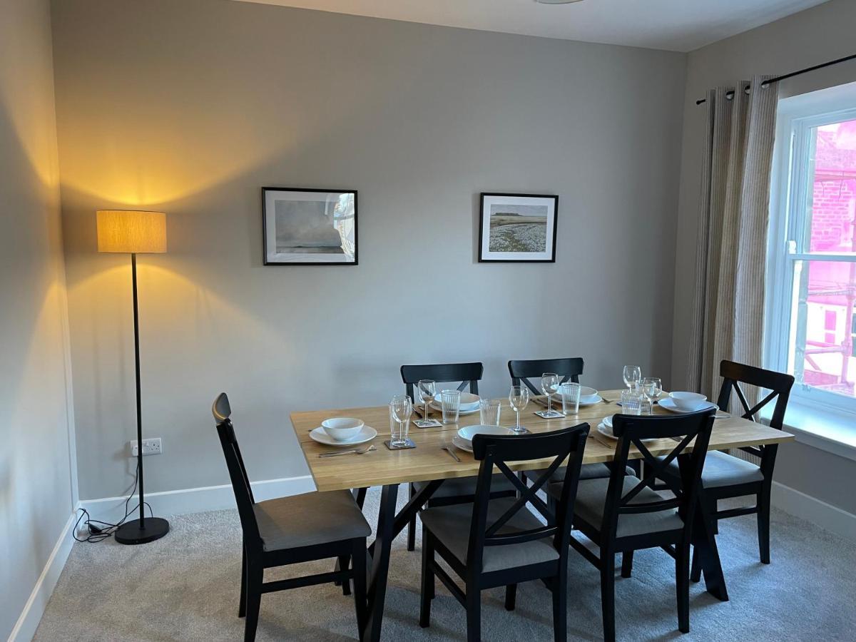 Stunning Apartment In Каландър Екстериор снимка